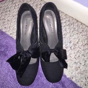 Black Shoes With Small Heel