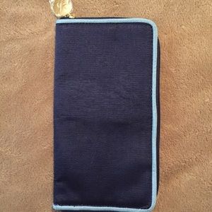 ESTEE LAUDER BRUSH HOLDER