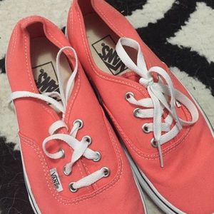Vans, Peach color in super good condition
