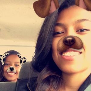 Meet your Posher, Violet