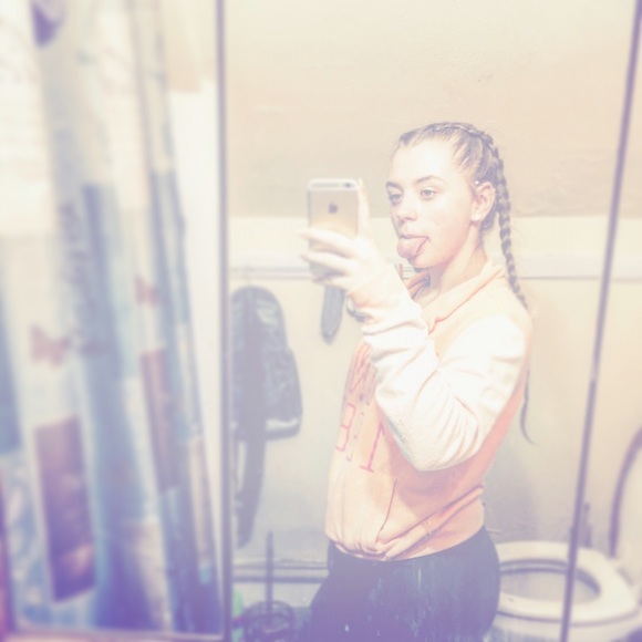 Meet your Posher, Natalie