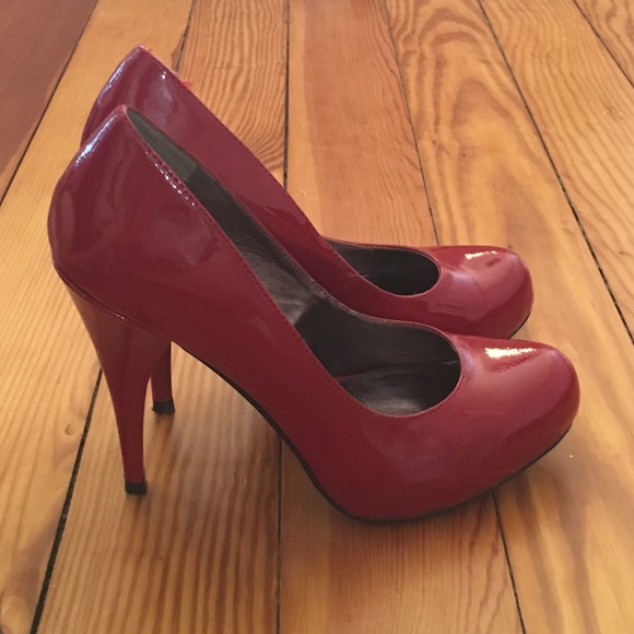 Steve Madden Red Patent Leather Heels
