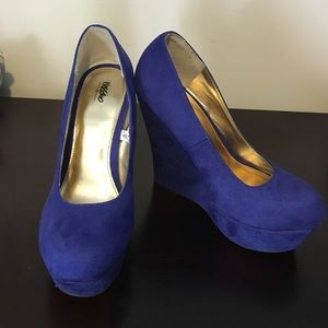 👠Sale! 3/$30!👠 Mossimo Cobalt Blue Wedges