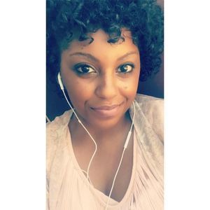 Meet your Posher, Ebony