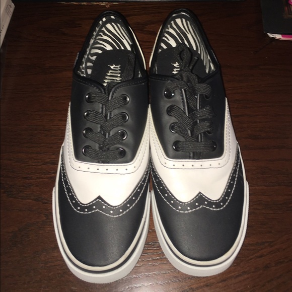 Black and White Oxford Shoes
