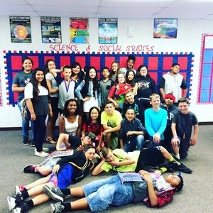 Meet your Posher, Gloria