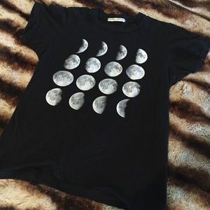 Brandy Melville full moon T-Shirt