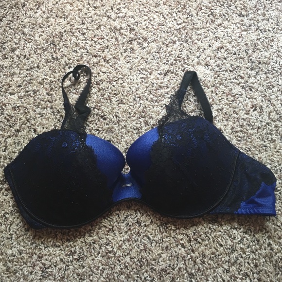 Victoria's Secret bra.