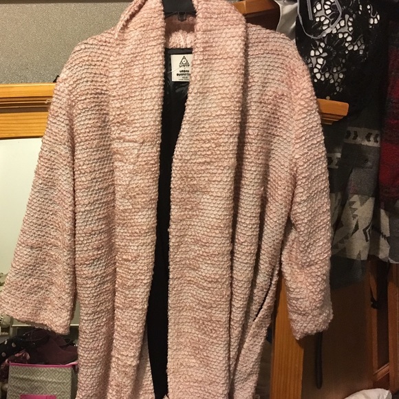 Unif cozy coat - Picture 2 of 3