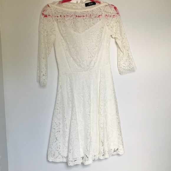 White lace dress