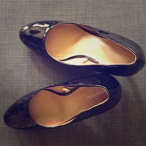 Black heels || Designer: Merona for Target