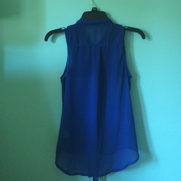 SOLD!!!! Charlotte Russe Royal Blue Button-up Tank - Picture 3 of 3