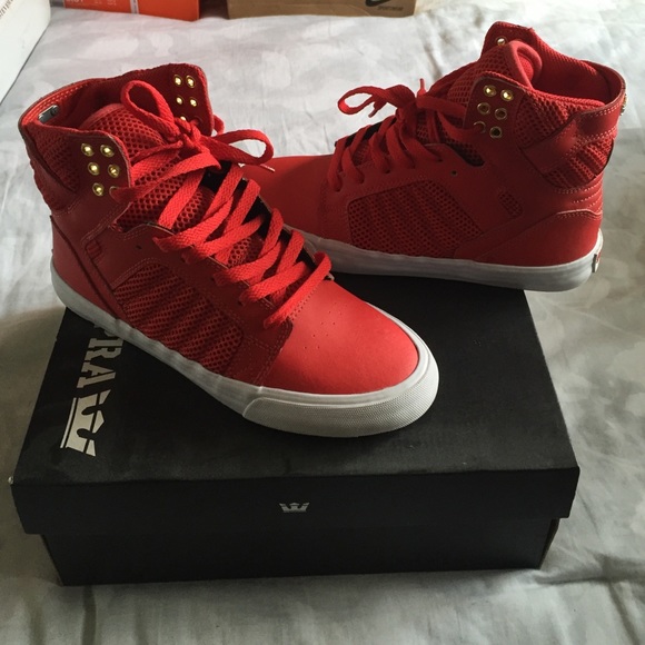 Red suppra - Picture 1 of 1