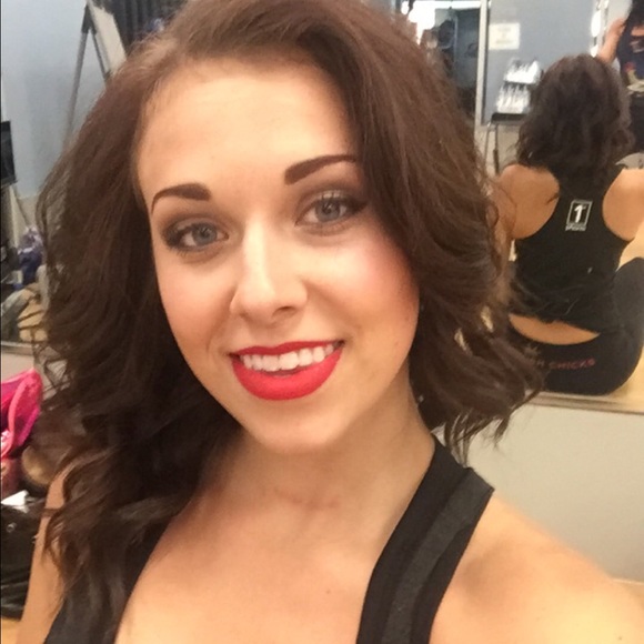 Meet your Posher, Mckenna