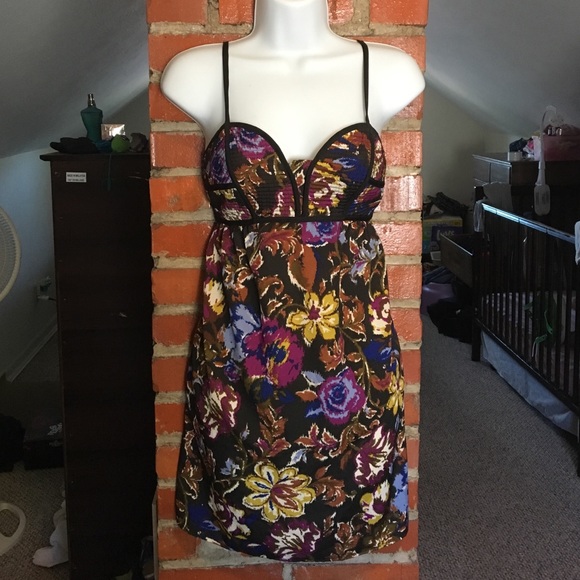 👗SALE! 3/$25!👗 Xhilaration Dress