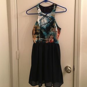 Beautiful summer dress. Perfect for weddings.