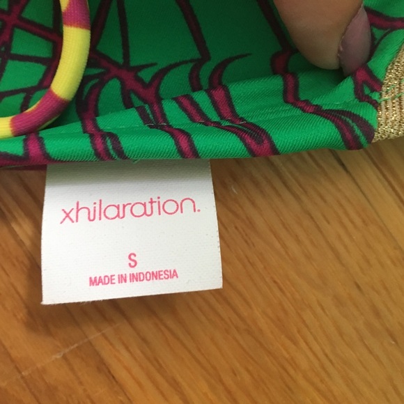 Multicolored patterned bikini top - Picture 3 of 4