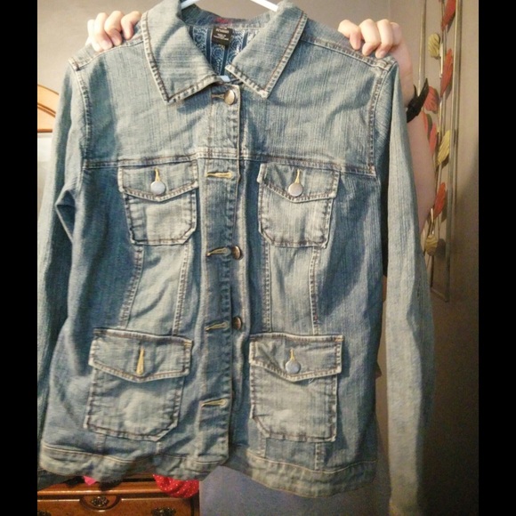 Woman's jean jacket