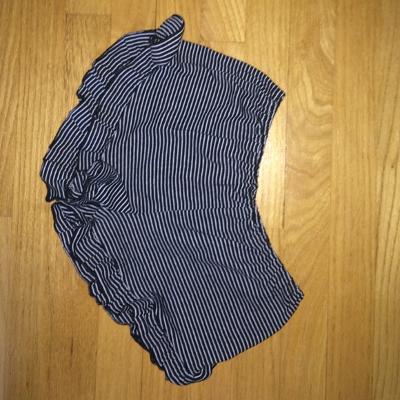 striped shorts