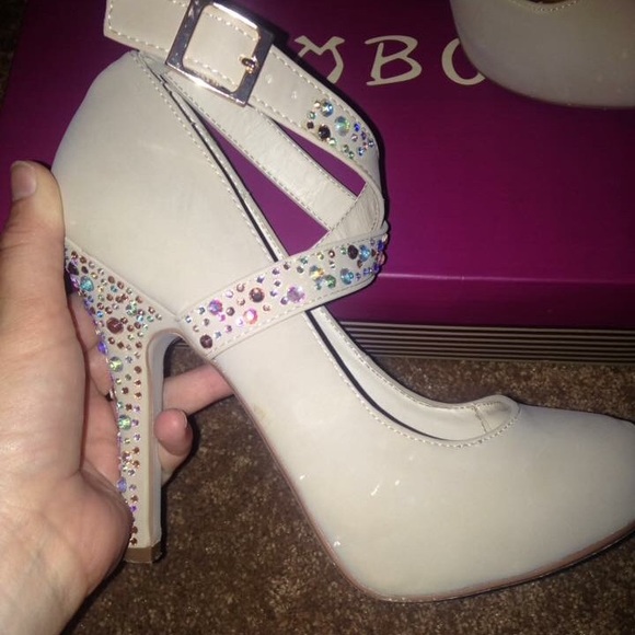 Bamboo Nude Rhinestone Heels - Picture 3 of 4