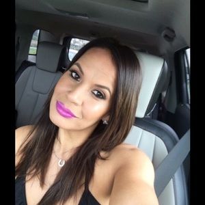 Meet your Posher, Clara