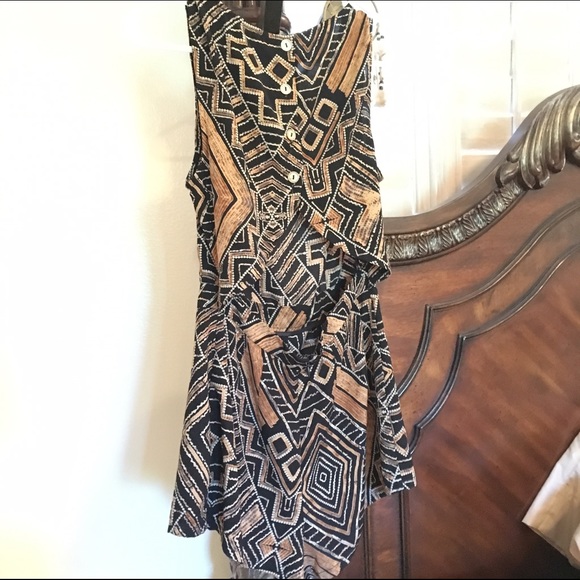 Open back romper 🗯 - Picture 2 of 2