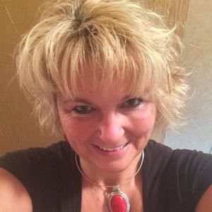 Meet your Posher, Corinna