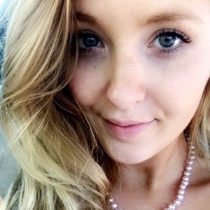 Meet your Posher, Lexie