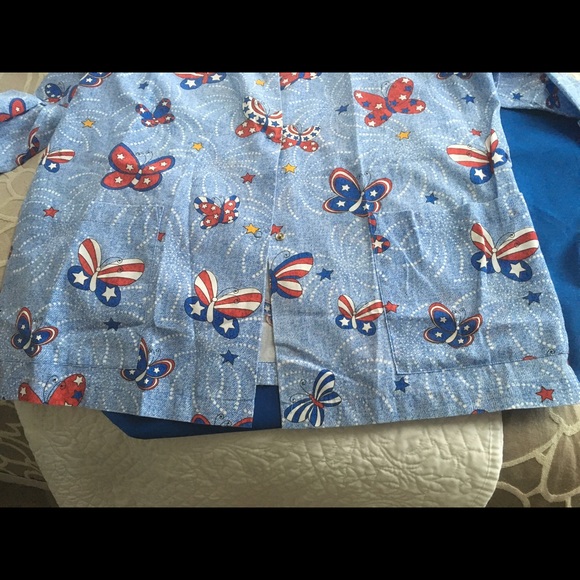 Scrub top and bottom - Picture 3 of 4