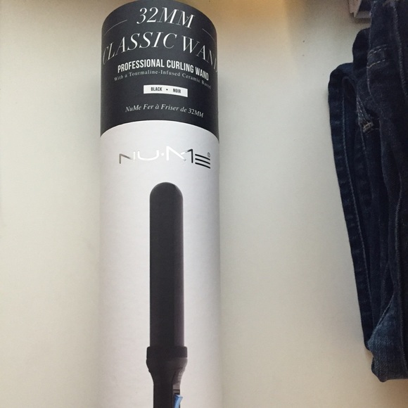 BRAND NEW NUME CURLING WAND