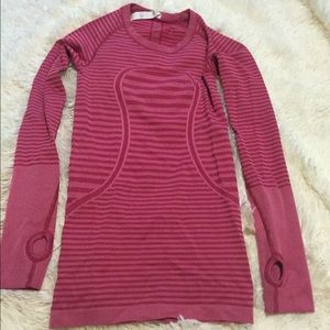 Lululemon Athletica workout shirt