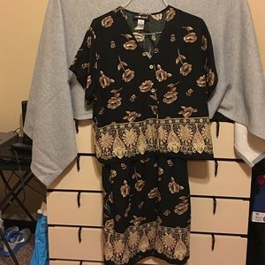 Skirt and blouse black and beige