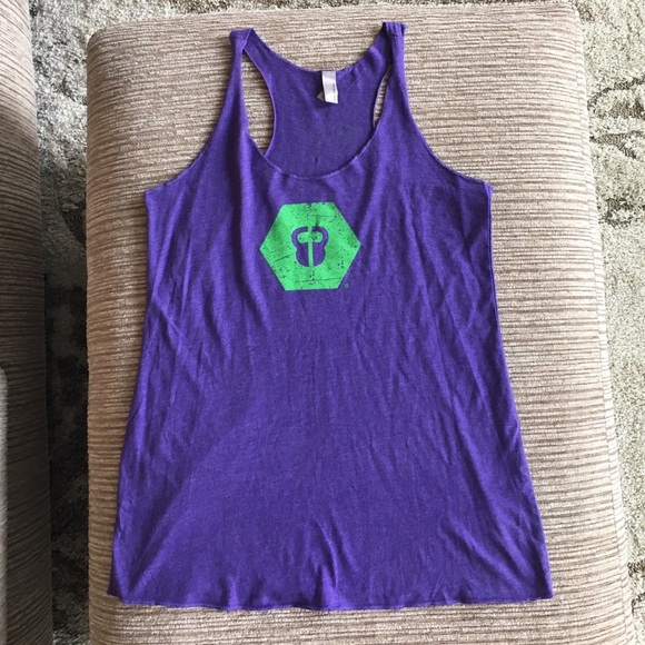Wodlife Tank