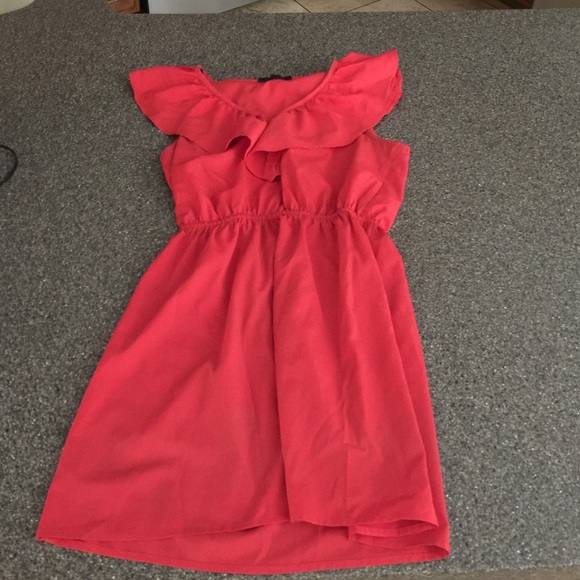 Coral ruffle dress!