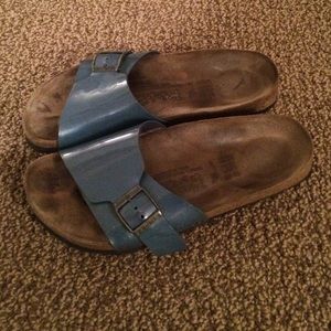 sparkly blue birkis!