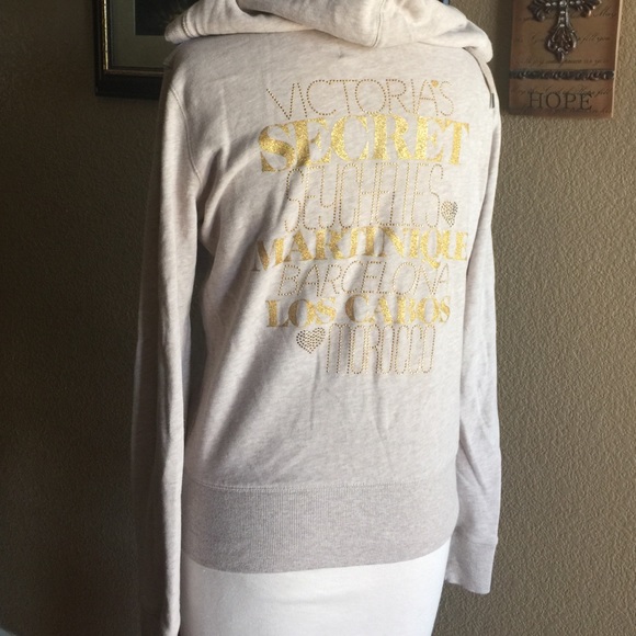 Vs Supermodel Essentials Size Medium Like New - image 1