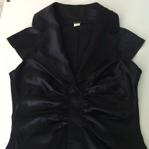 SEARLE BLACK SILK ROUCHED V NECK TOP
