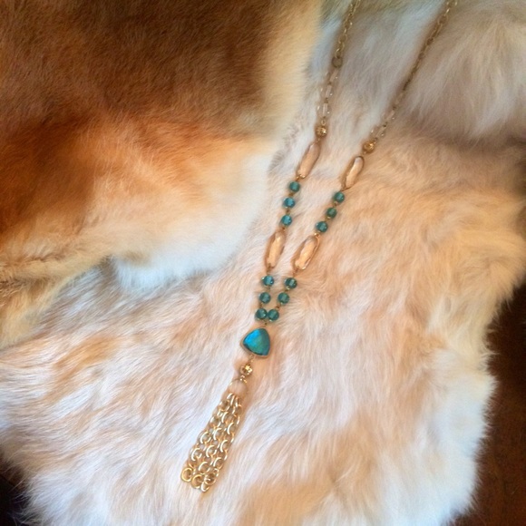 ⚜Leslie Charm⚜Tassel Necklace - Picture 2 of 4