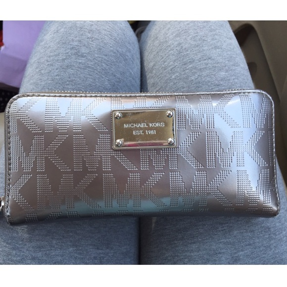 Michael Kors gunmetal wallet