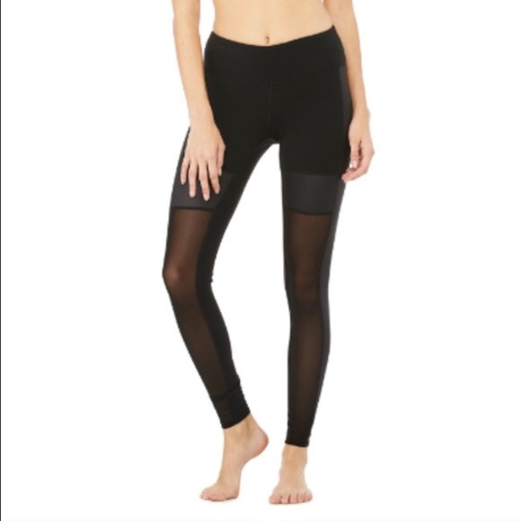 alo yoga lean leggings in black