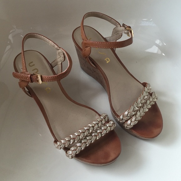 Unisa Wedges