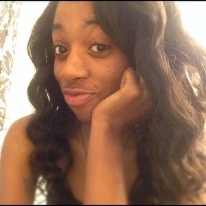 Meet your Posher, Charity