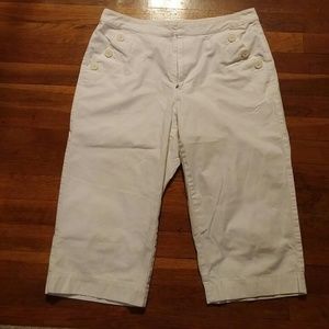 White Liz Claiborne Audra Capri