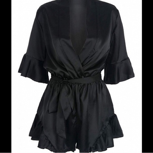 ️Last One! 🎈 Satin Ruffle Romper🎈 Medium - Picture 2 of 4