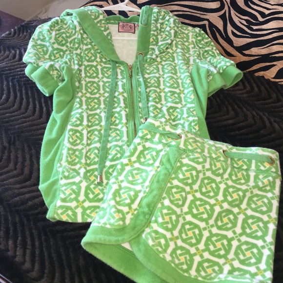 Super cute, Juicy Couture hoodie and short outfit