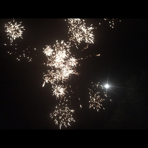 Meet your Posher, Amy - Picture 1 of 1