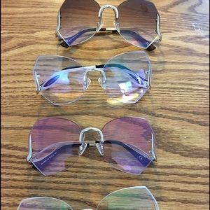 Beautiful Rimless shades