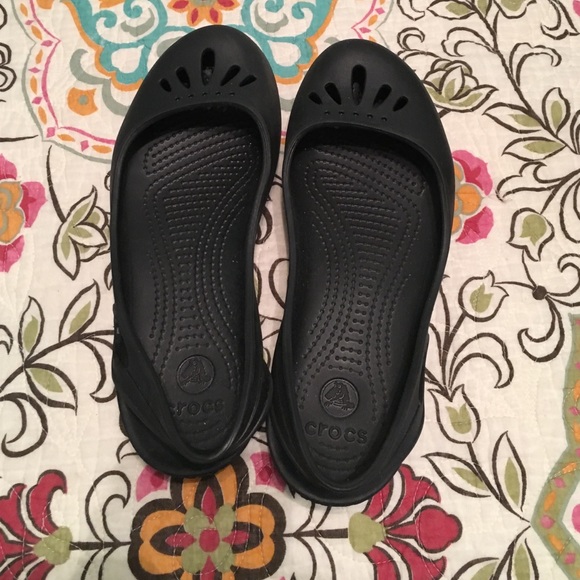 Croc Flats