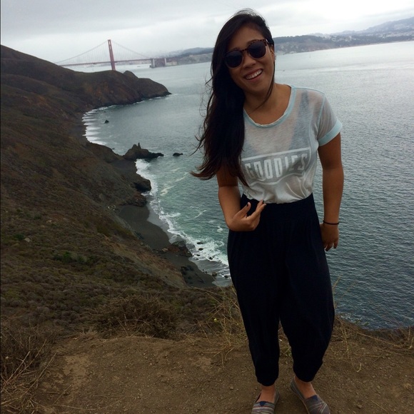 Meet your Posher, Sarom - Picture 2 of 2