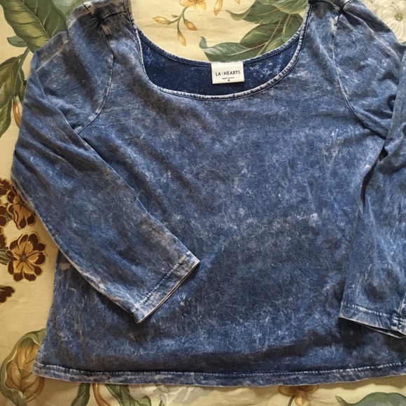 Pacsun LA: HEARTS washed out crop top - Picture 1 of 2